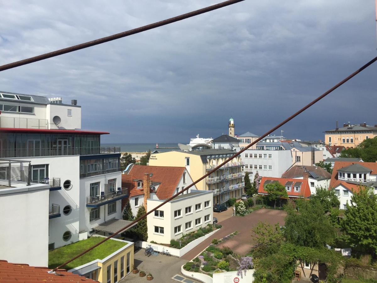 Ankerplatz Warnemuende - Direkte Strandnaehe Mit Leuchtturmblick Rostock Esterno foto
